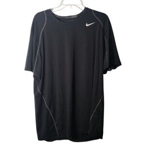 CT2240 NWT Nike Pro Cool Dri-Fit Black Mens T-shirt